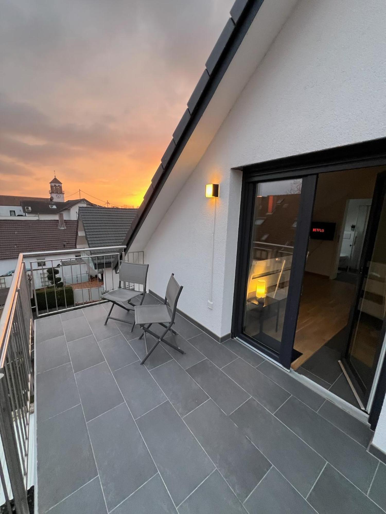 קרלסרוהה Charmantes Studio-Apartment Im Herzen Von Neureut - Fussbodenheizung, Regendusche, Waschmaschine, Stellplatz מראה חיצוני תמונה